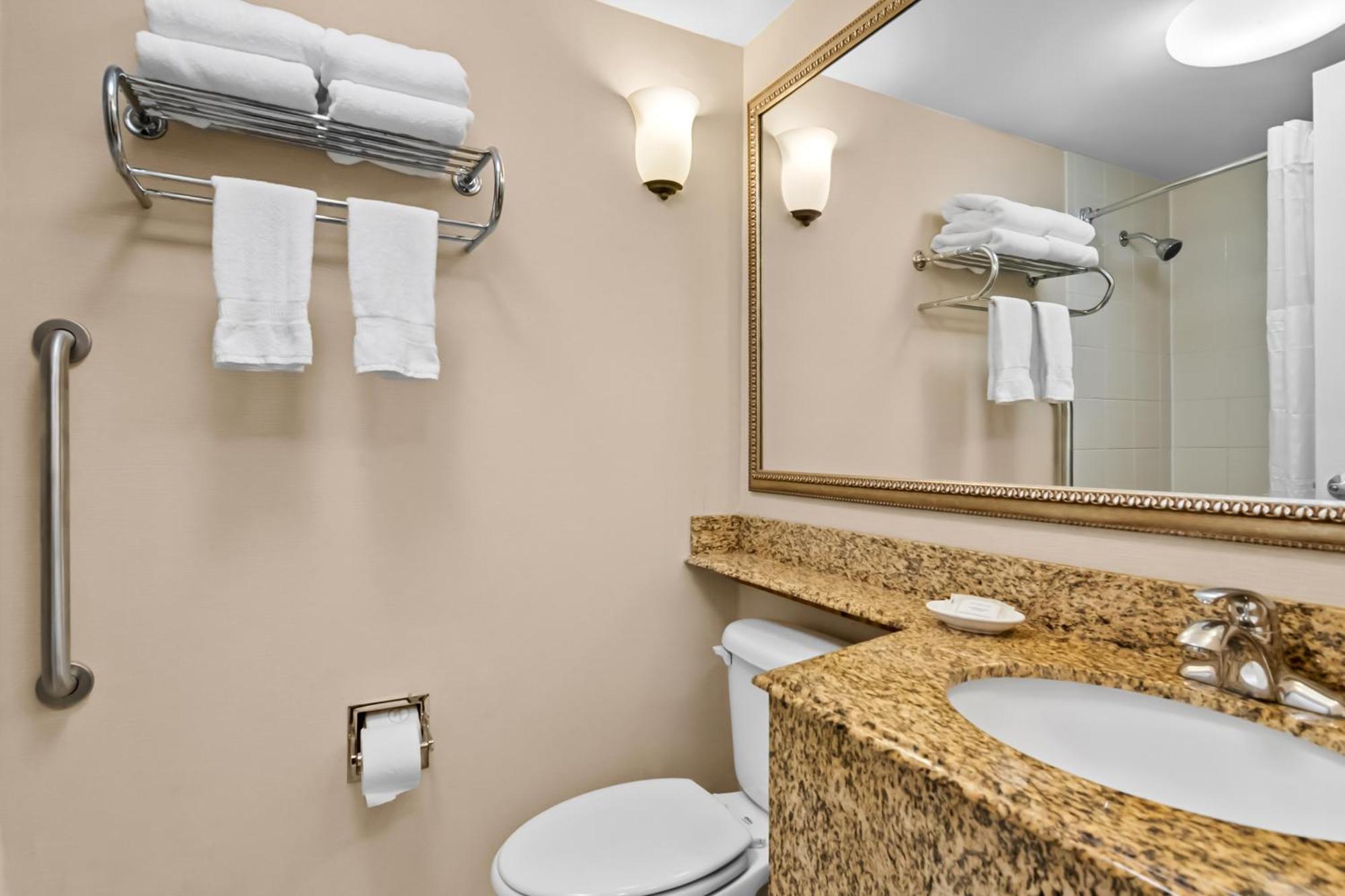 Best Western Plus North Haven Hotel Exterior foto